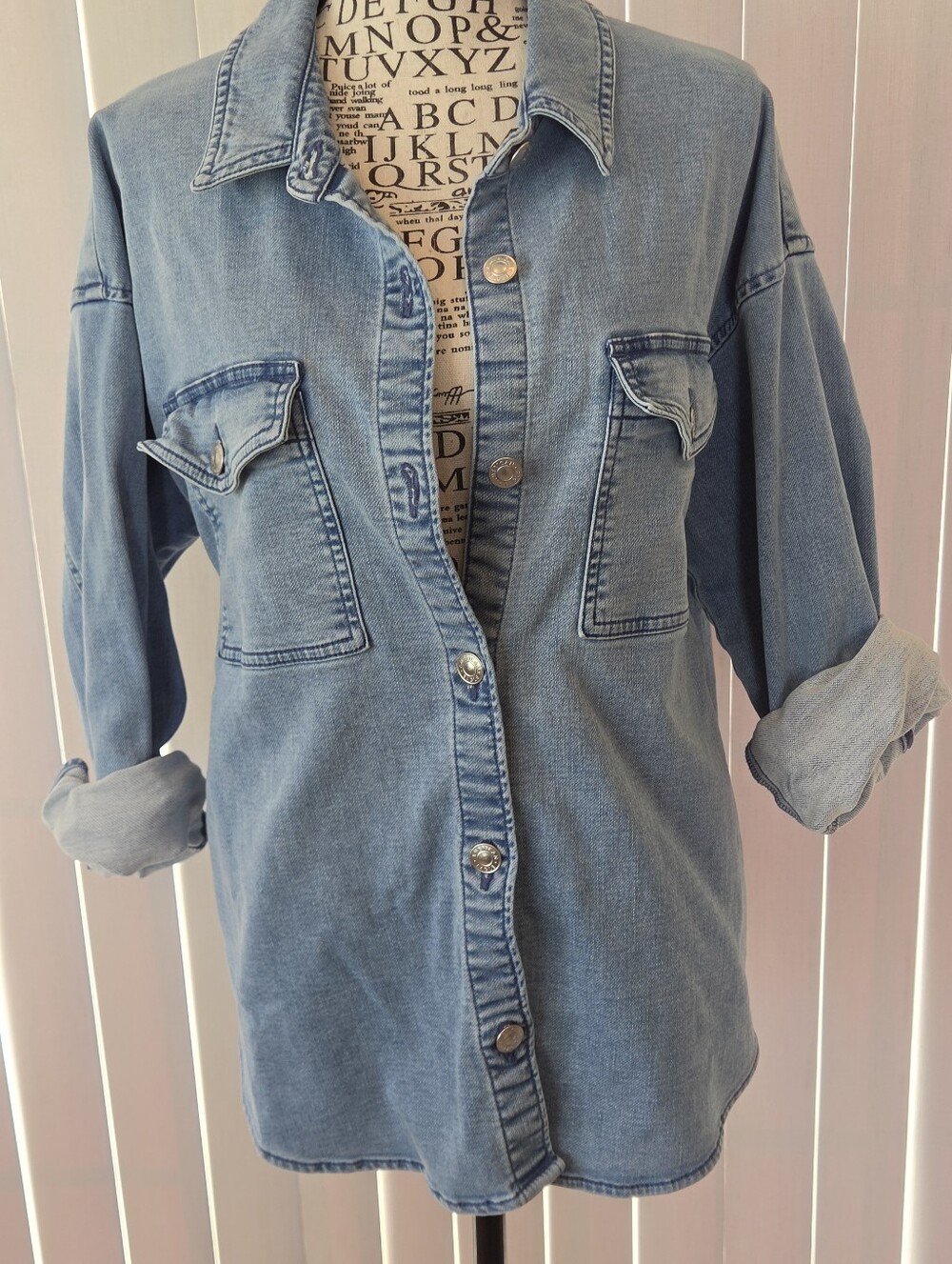 American Eagle Outfitters Light Blue Denim Button-Down Shirt